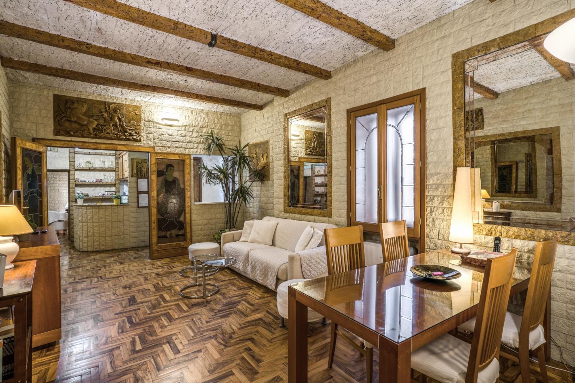 רומא Fontana Di Trevi Charming Apartment מראה חיצוני תמונה
