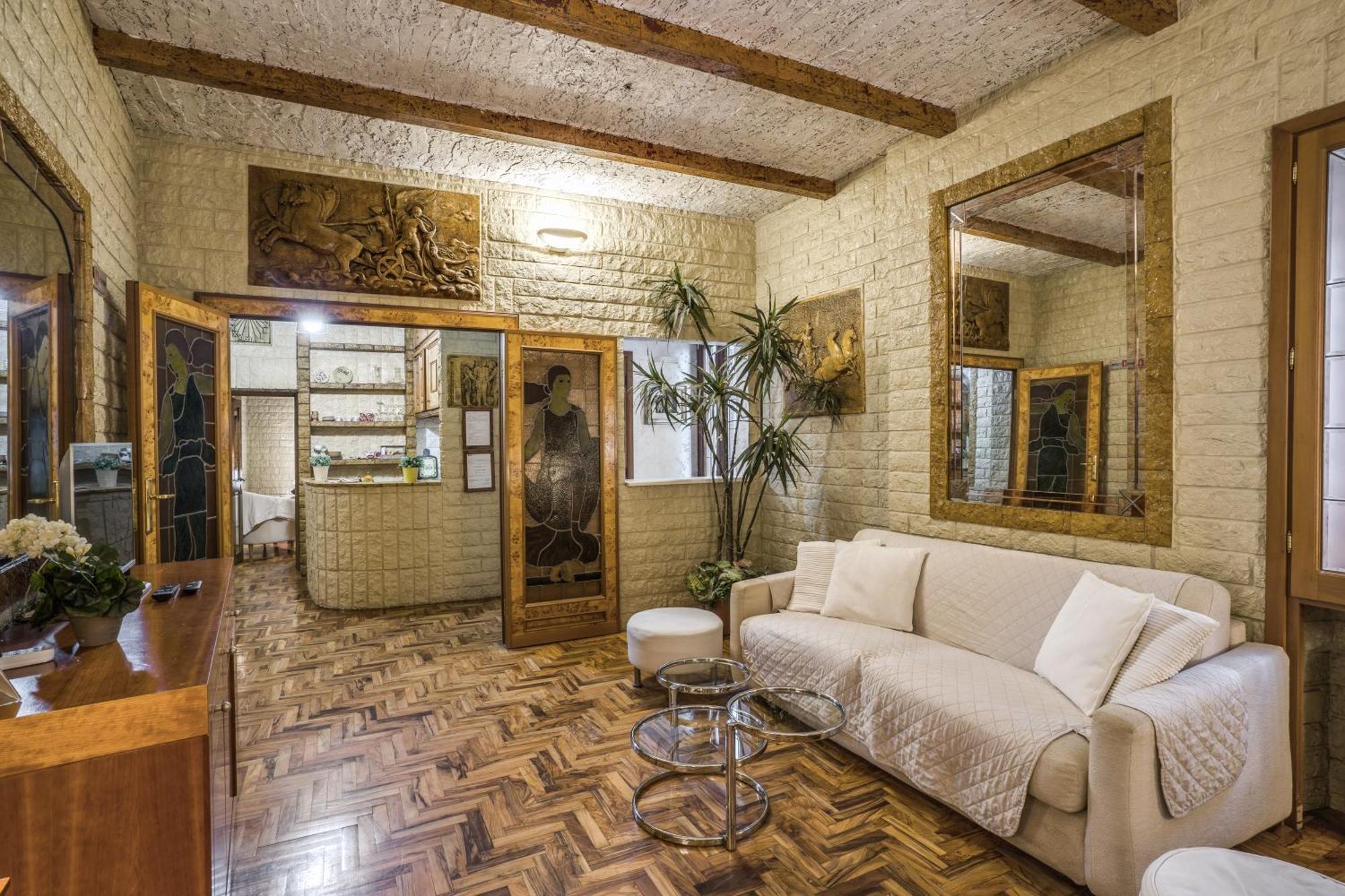 רומא Fontana Di Trevi Charming Apartment מראה חיצוני תמונה